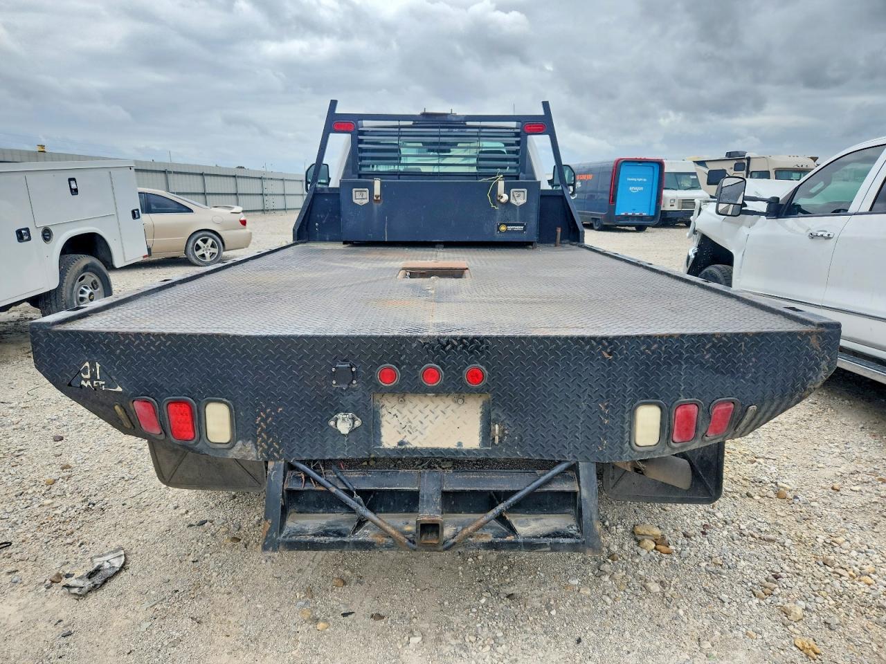 2017 Ford F550 Super Duty Flatbed Truck