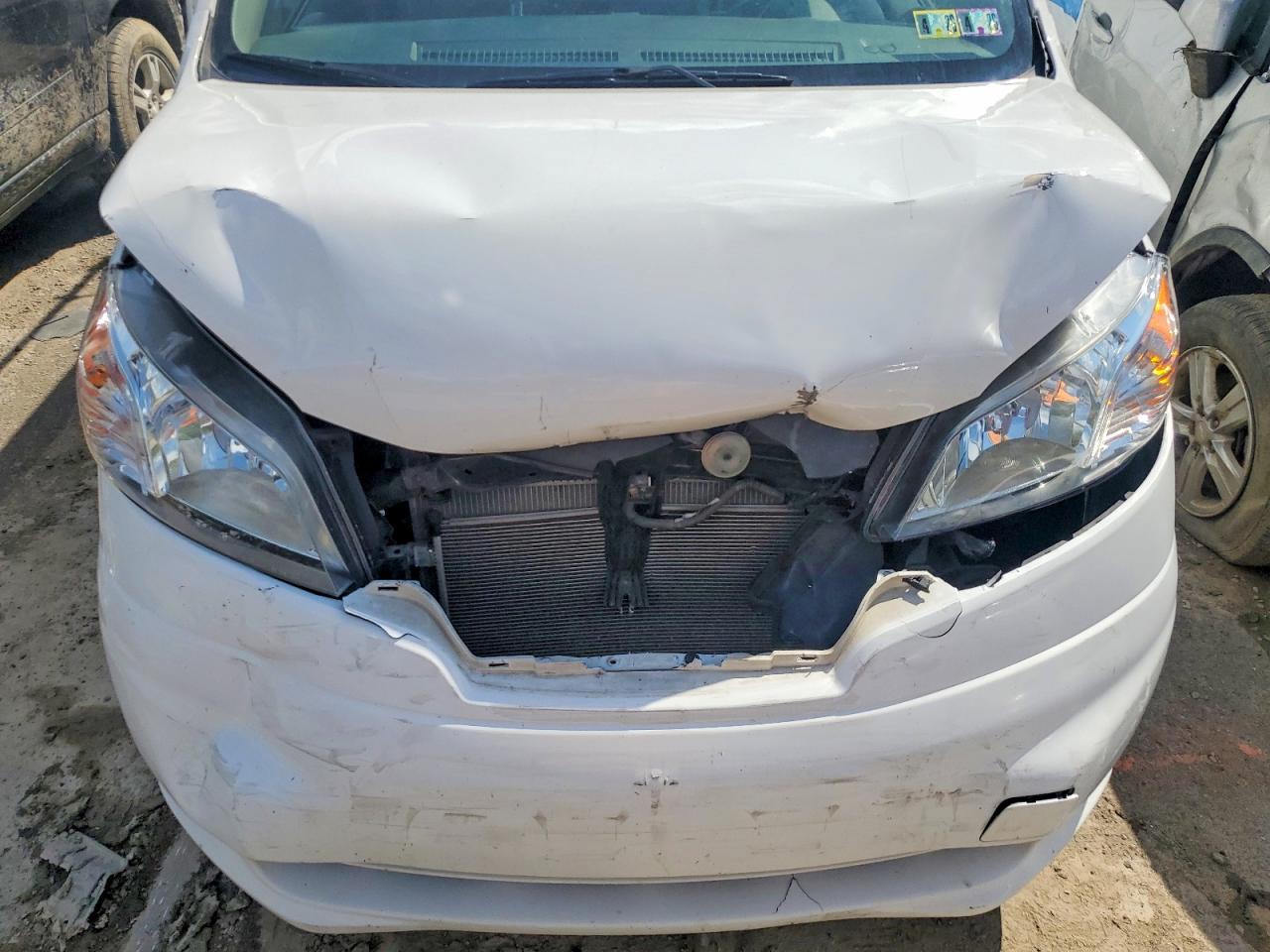 2021 Nissan NV200 SV