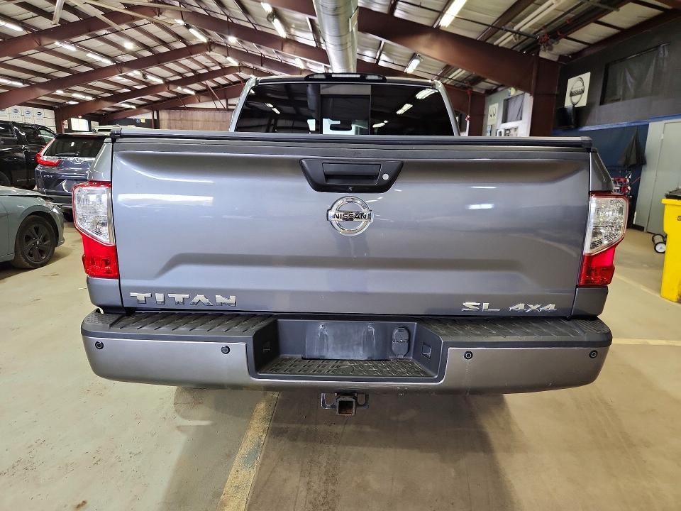 2018 Nissan Titan SL