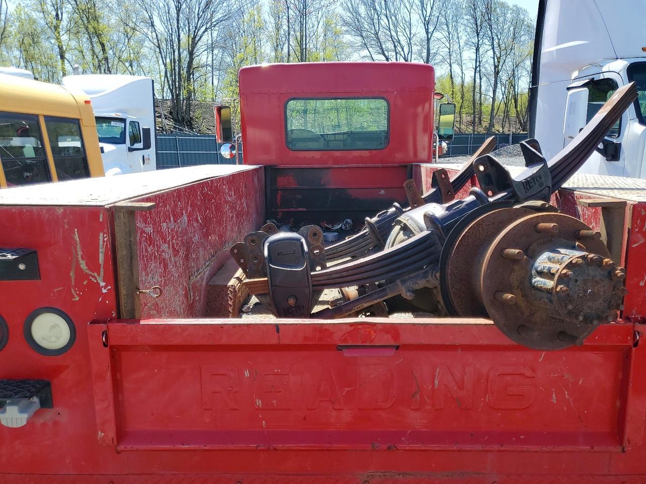 2006 Kenworth Construction T300