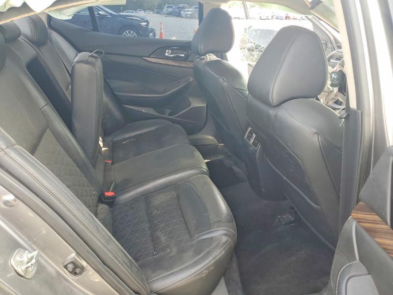 2016 Nissan Maxima Platinum