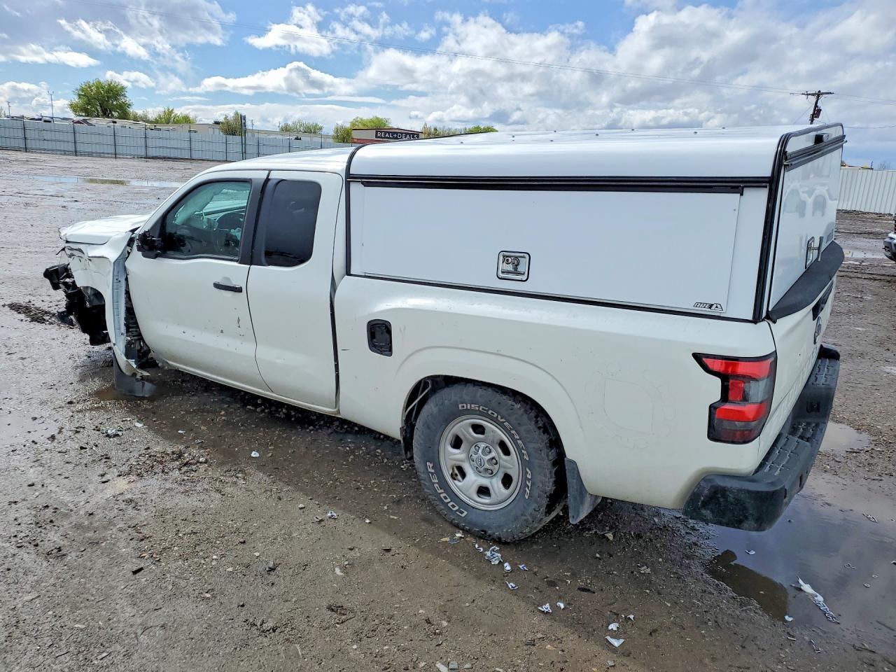 2023 Nissan Frontier S
