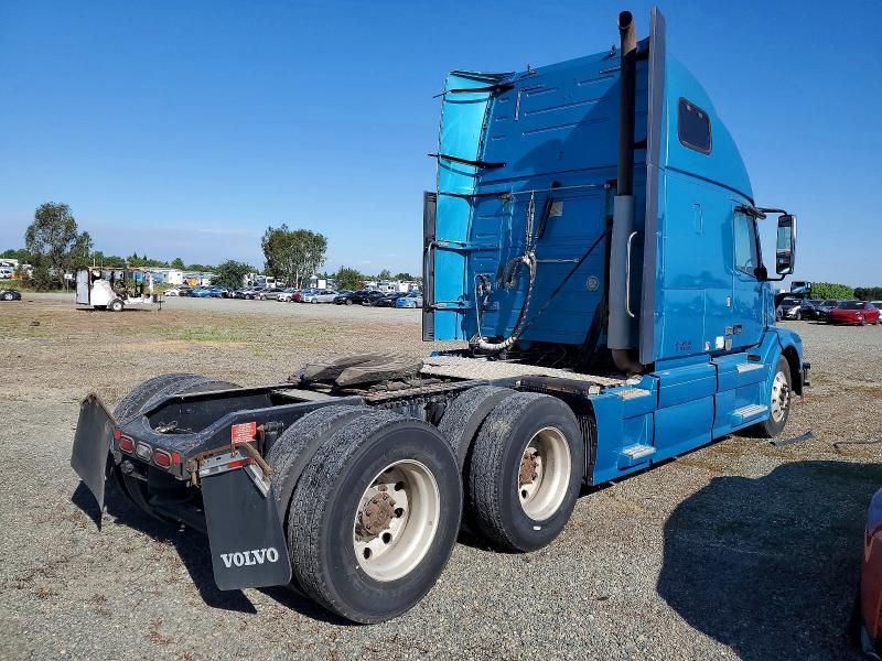 2015 Volvo VN VNL