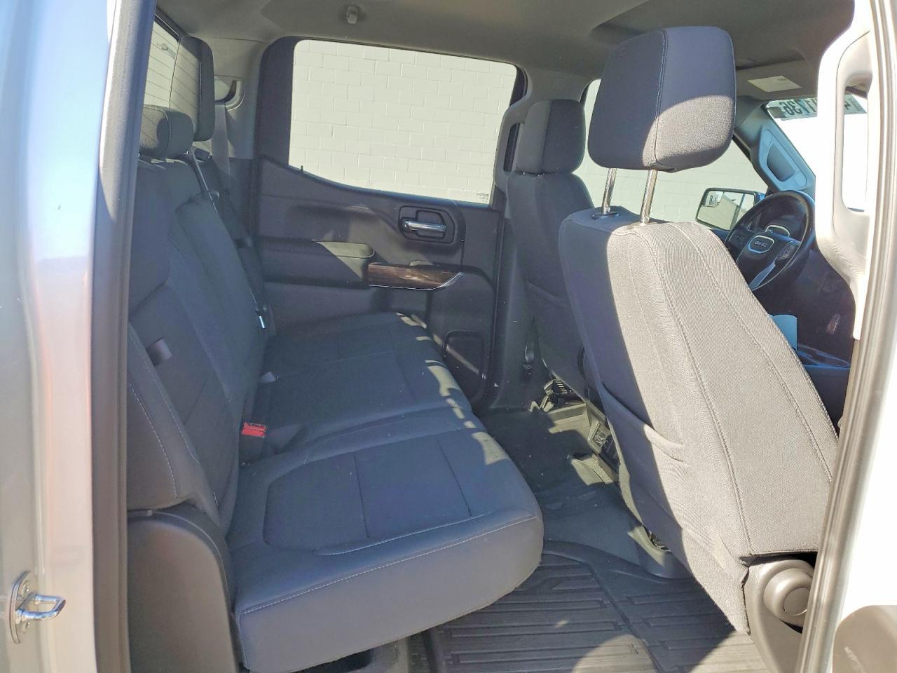 2021 GMC Sierra K1500 SLE