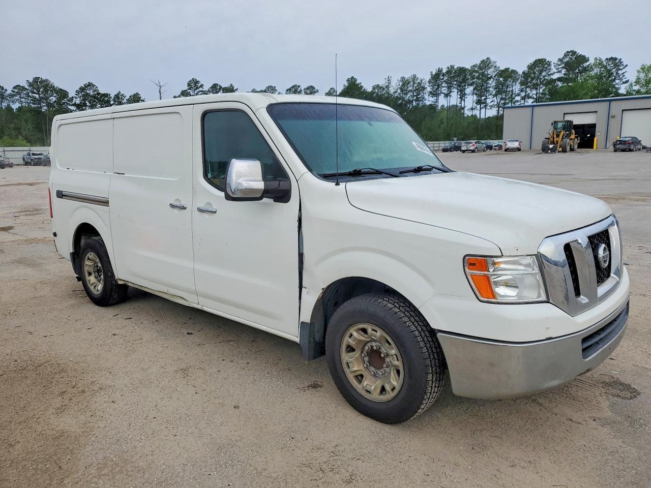 2014 Nissan NV 2500 HD S