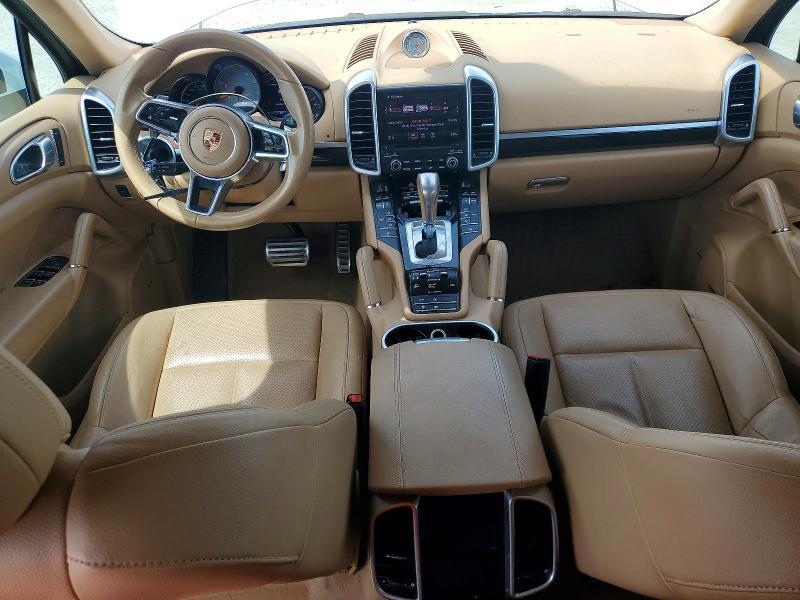 2017 Porsche Cayenne s