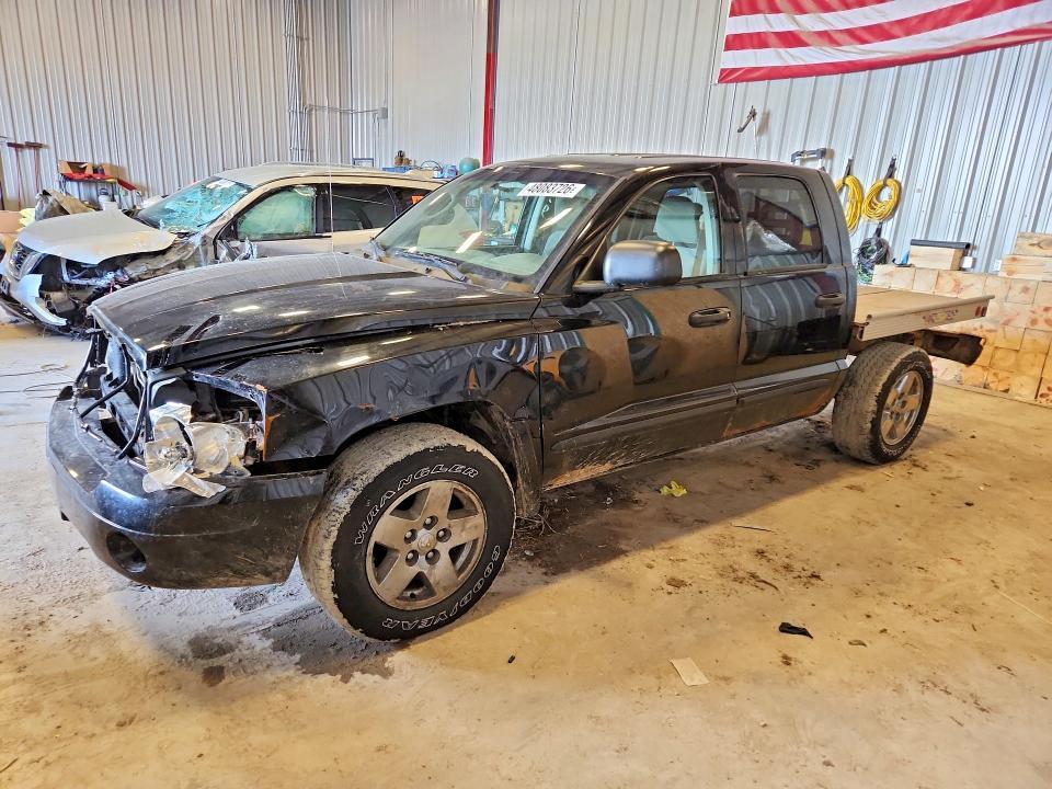 2005 Dodge Dakota SLT Flatbed Truck