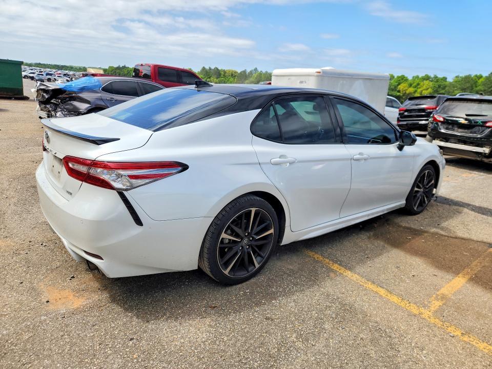 2018 Toyota Camry xse