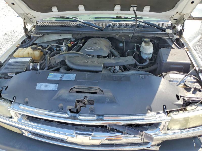 2004 Chevrolet Suburban C1500