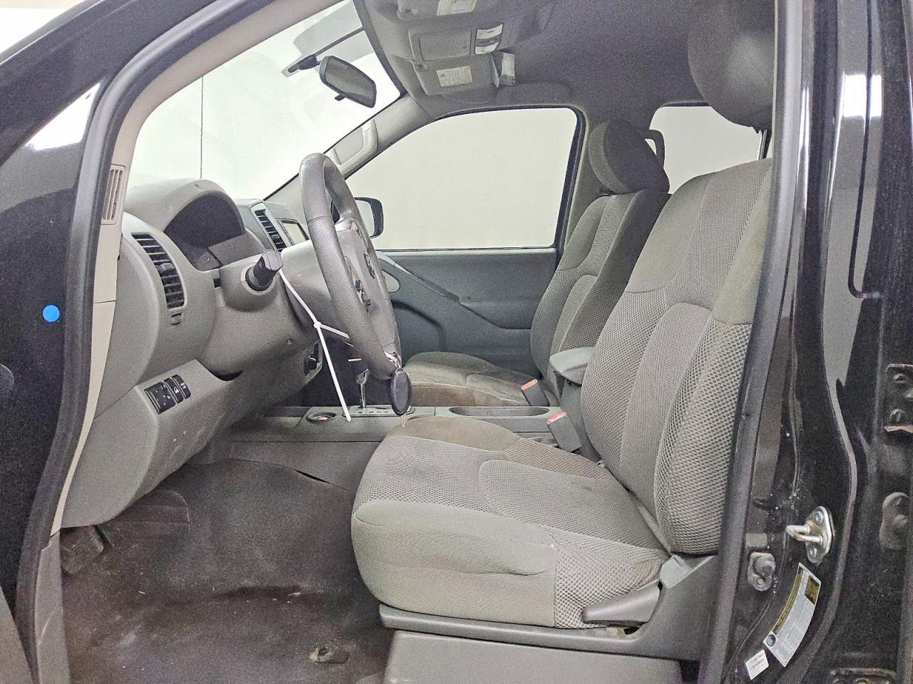 2020 Nissan Frontier SV