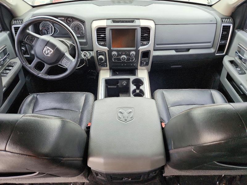 2015 Dodge RAM 1500 SLT