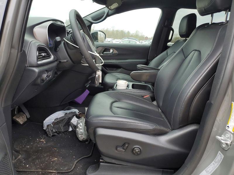 2025 Chrysler Pacifica Hybrid Select