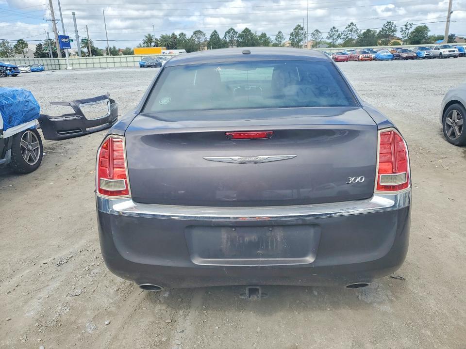 2014 Chrysler 300