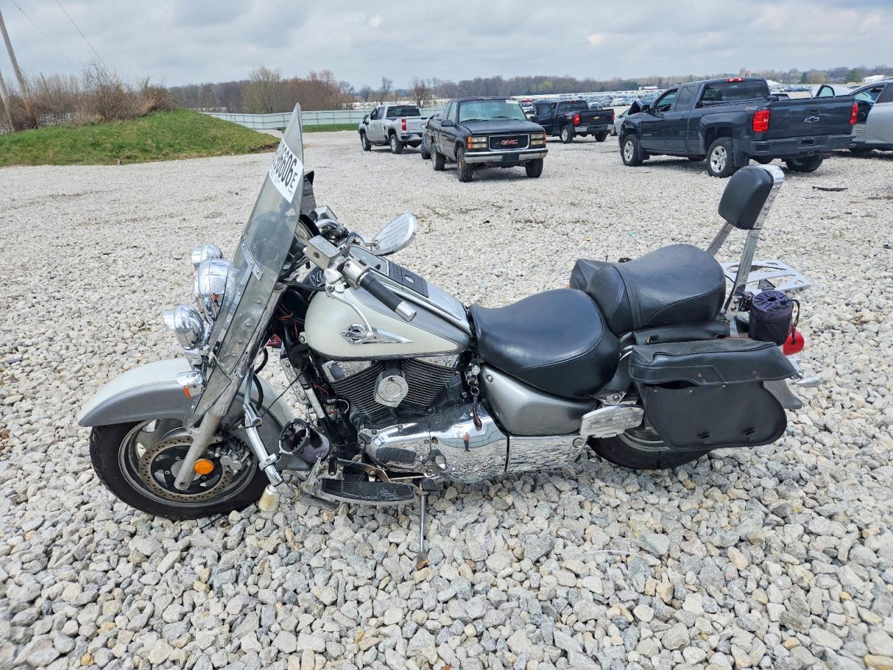 2002 Suzuki VL1500