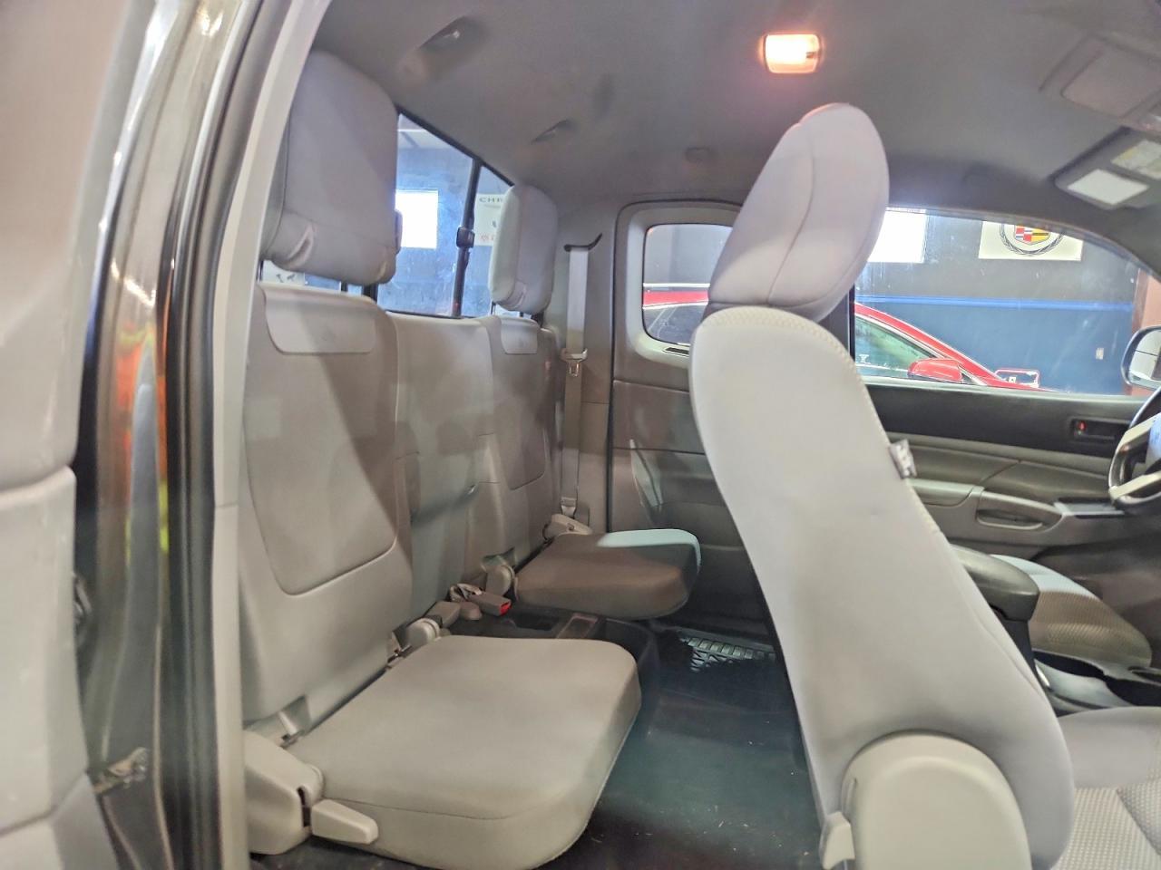 2014 Toyota Tacoma Base