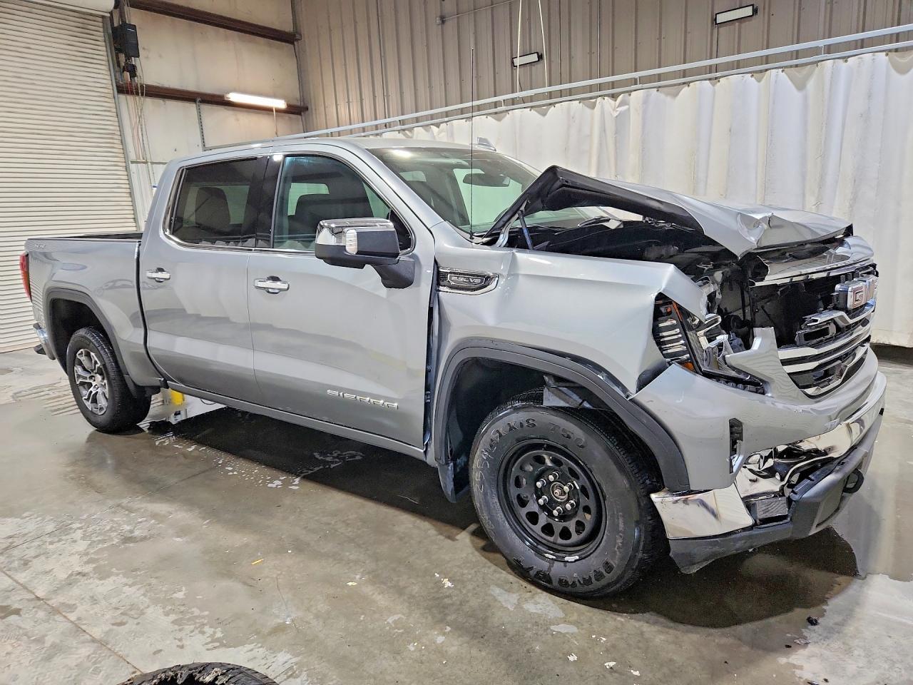 2026 GMC Sierra K1500 SLT