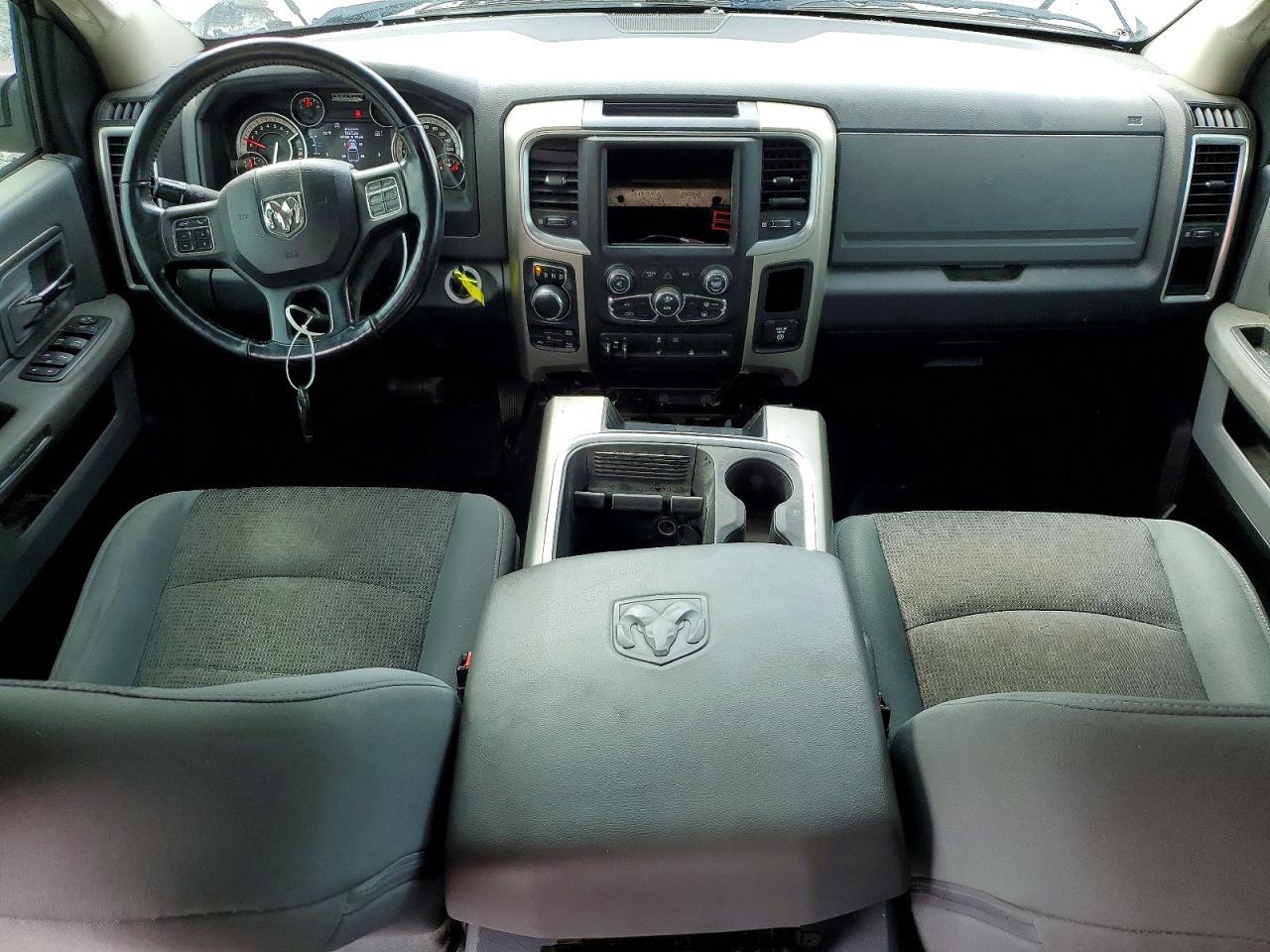 2016 Dodge RAM 1500 SLT