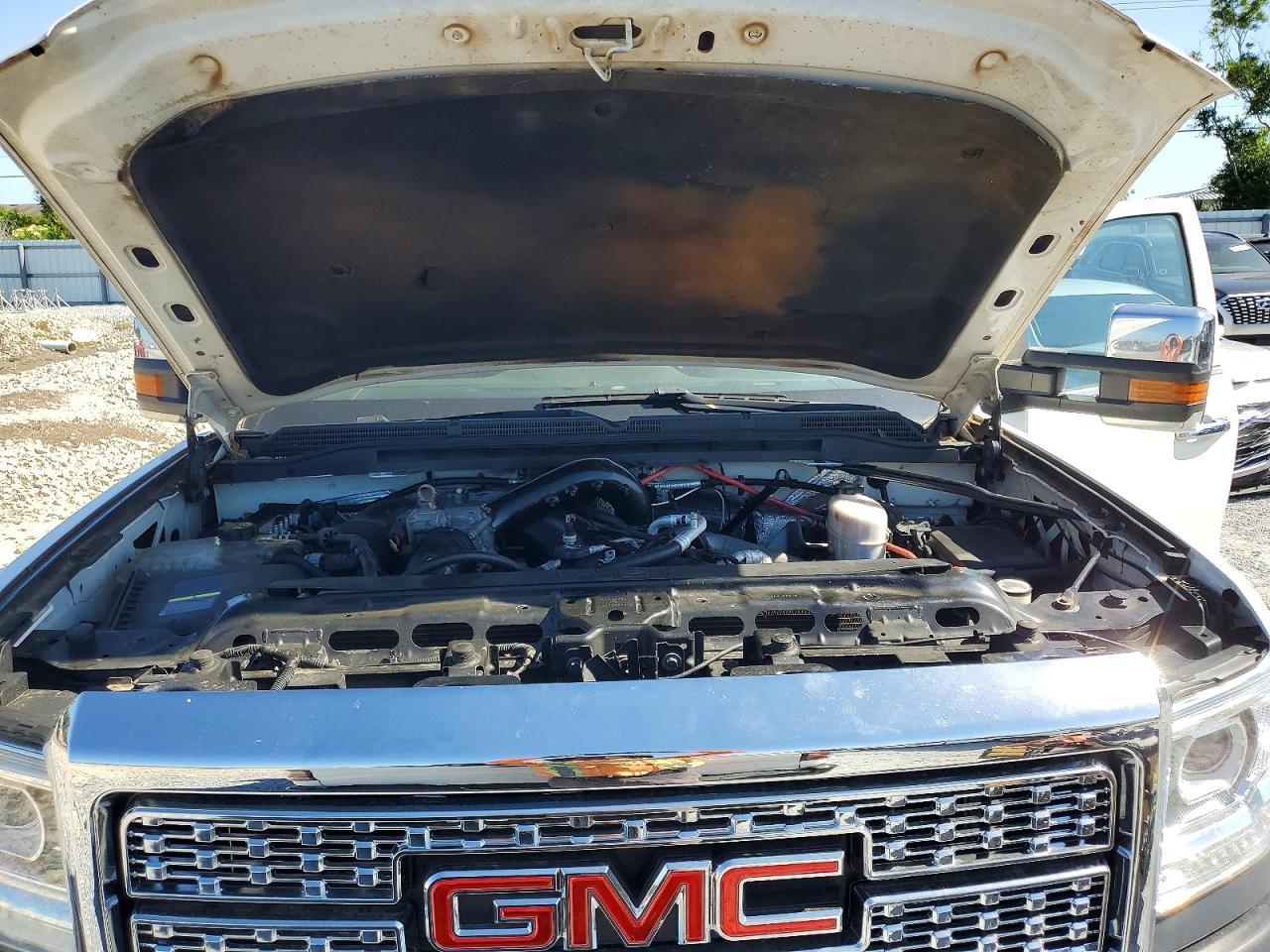 2016 GMC Sierra K2500 Denali