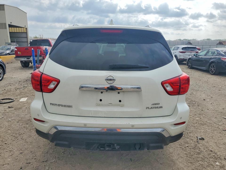 2019 Nissan Pathfinder Platinum