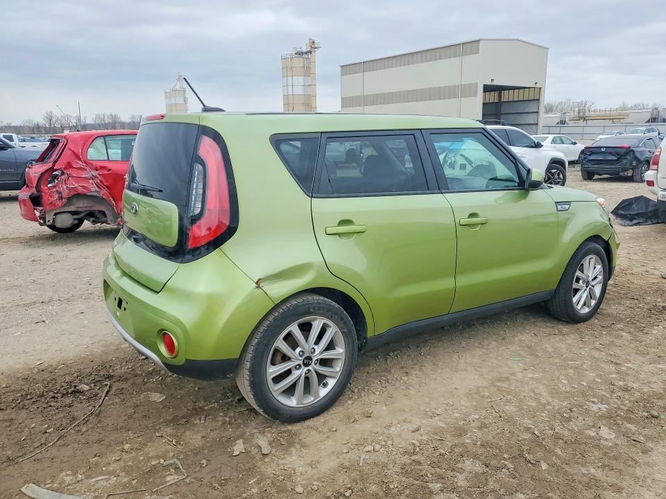 2018 KIA Soul +