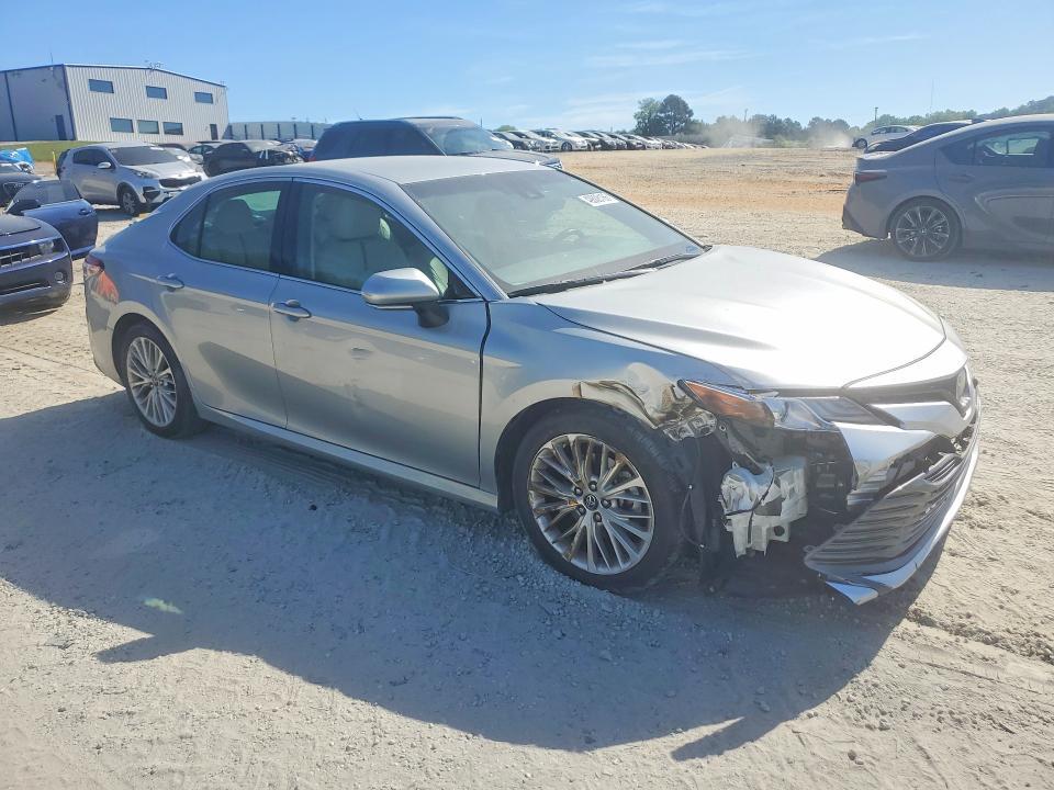 2018 Toyota Camry xle