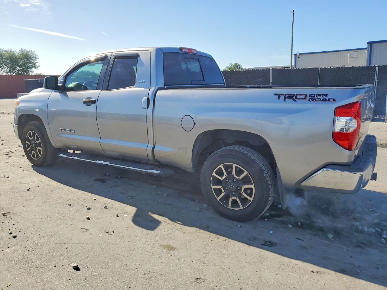 2015 Toyota Tundra SR5