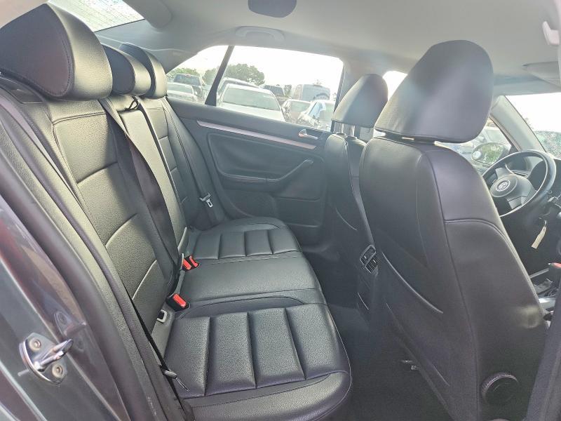 2010 Volkswagen Jetta Limited