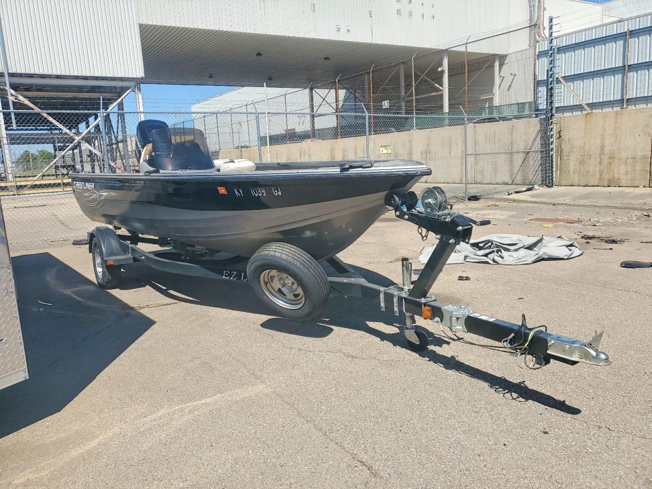 2008 Crescent 1850 Fish Hawk SC