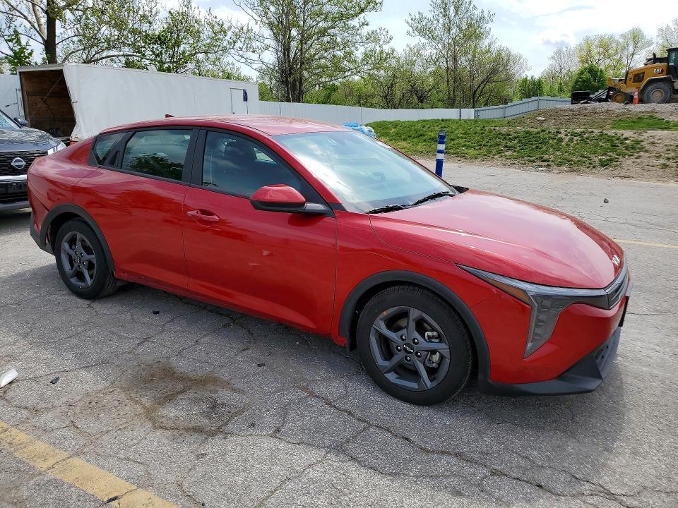 2025 KIA K4 lxs