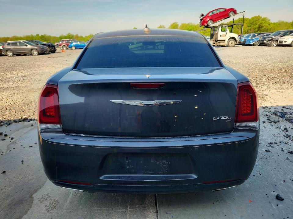 2019 Chrysler 300 s