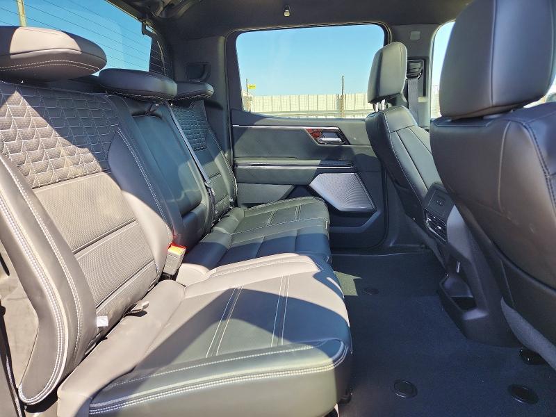 2025 GMC Sierra Denali