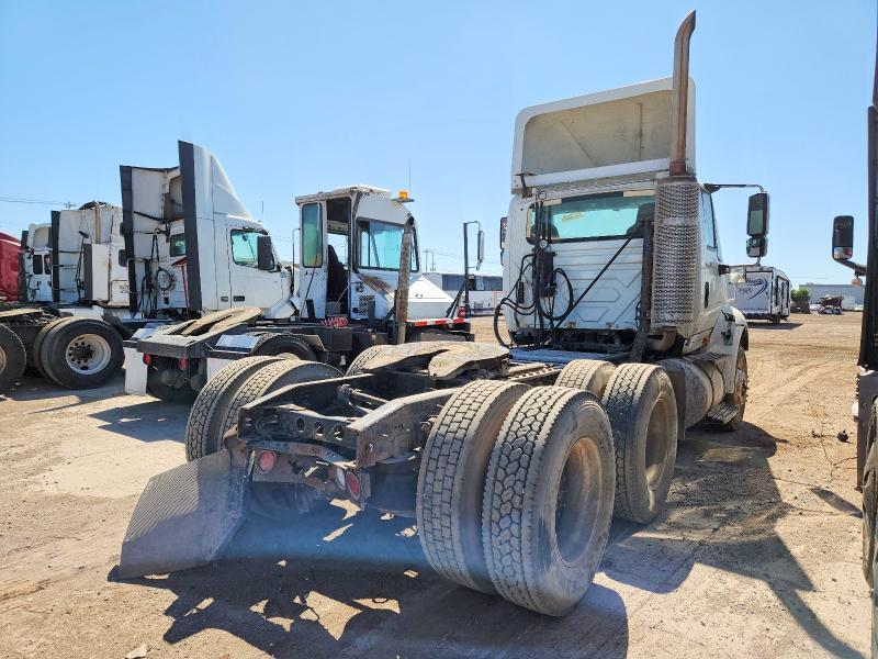 2013 International 8000