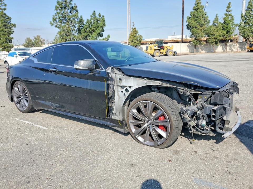 2018 Infiniti Q60 red Sport 400