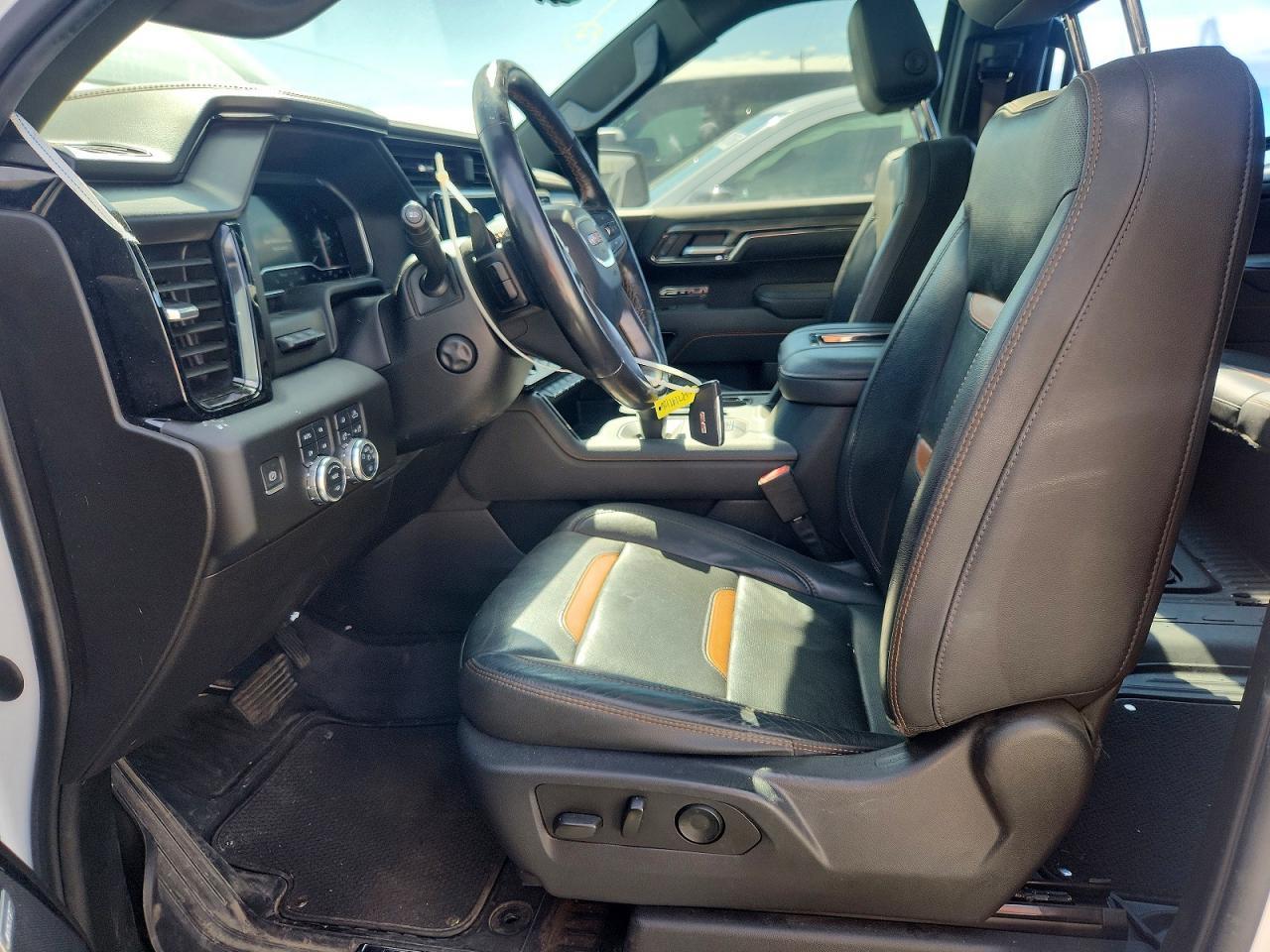 2022 GMC Sierra K1500 AT4