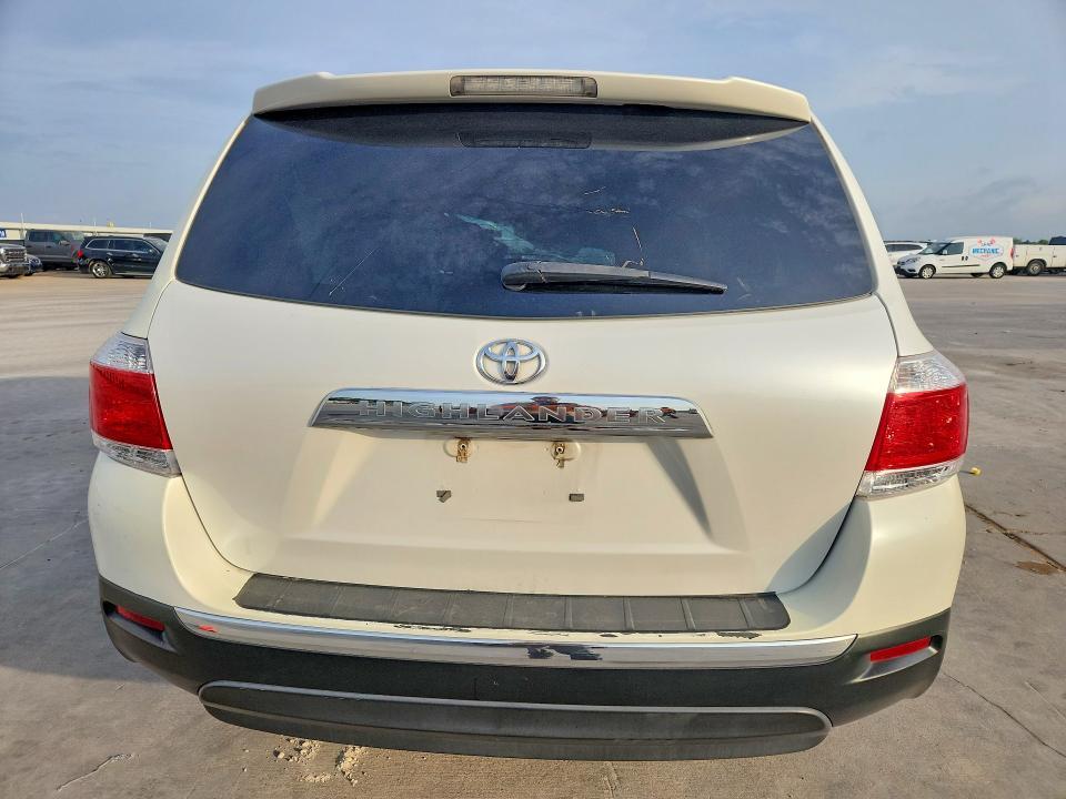 2012 Toyota Highlander Base