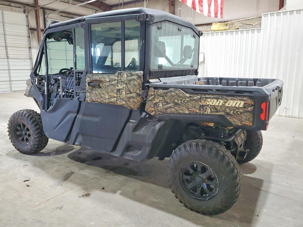 2022 Can-Am Defender Max Utility Vehicle