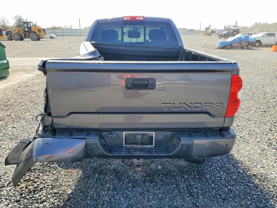 2018 Toyota Tundra SR5