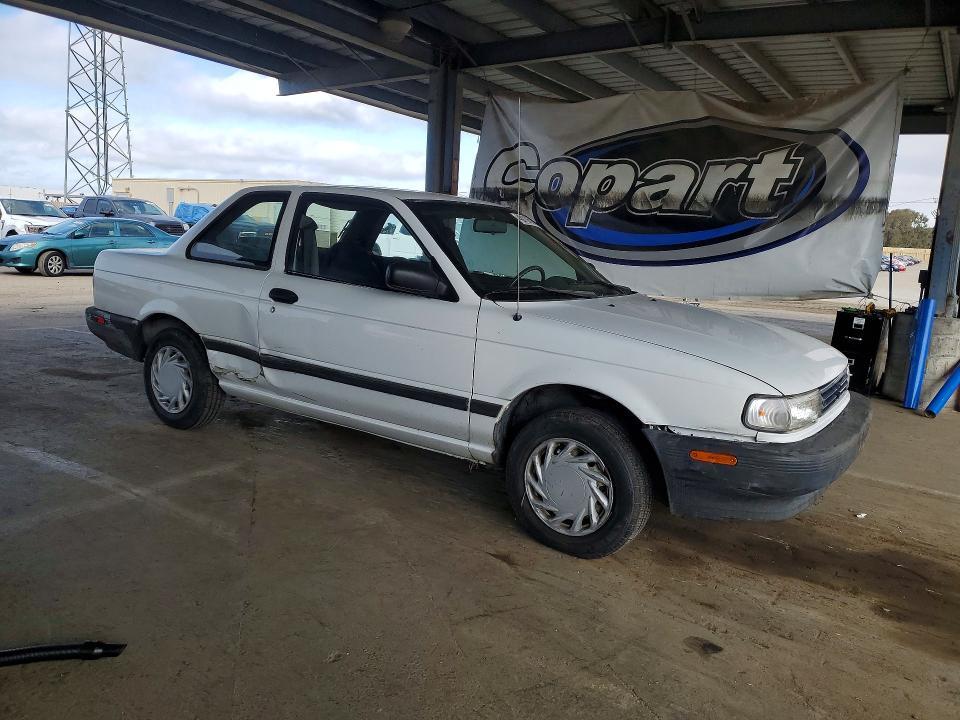 1992 Nissan Sentra e