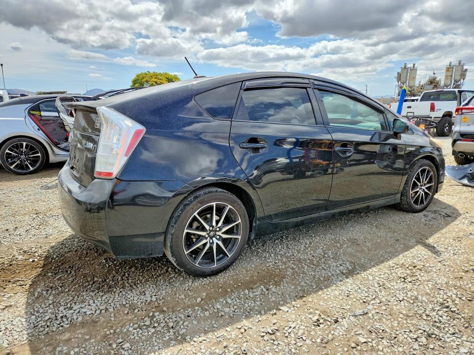2010 Toyota Prius iii