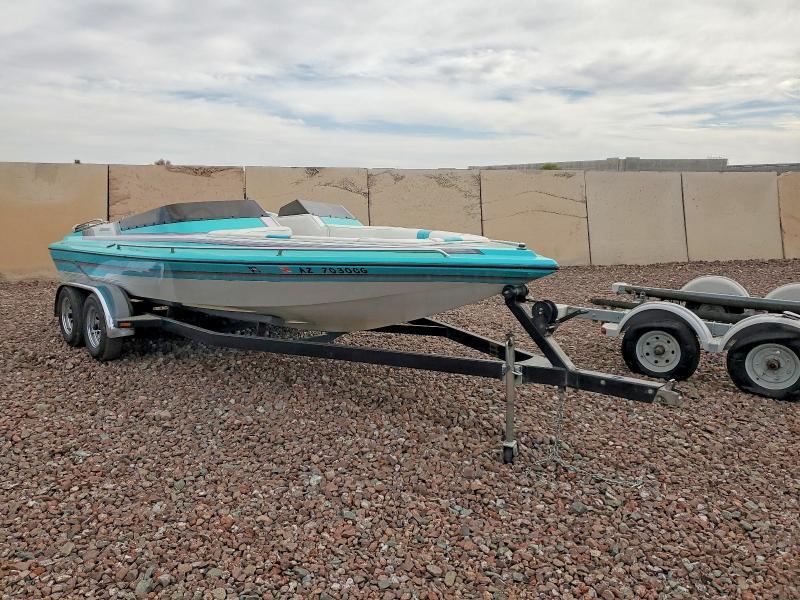 1995 Howard Boat-boat