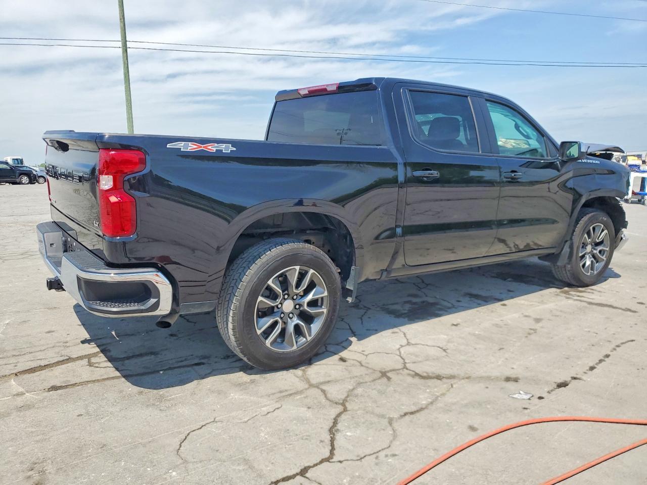 2024 Chevrolet Silverado K1500 LT-L