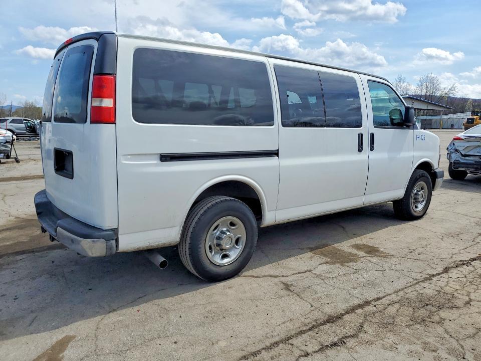 2013 Chevrolet Express G3500 lt