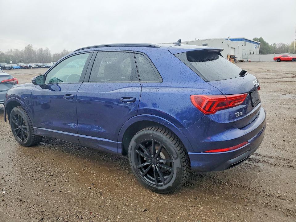 2022 Audi Q3 Premium 40