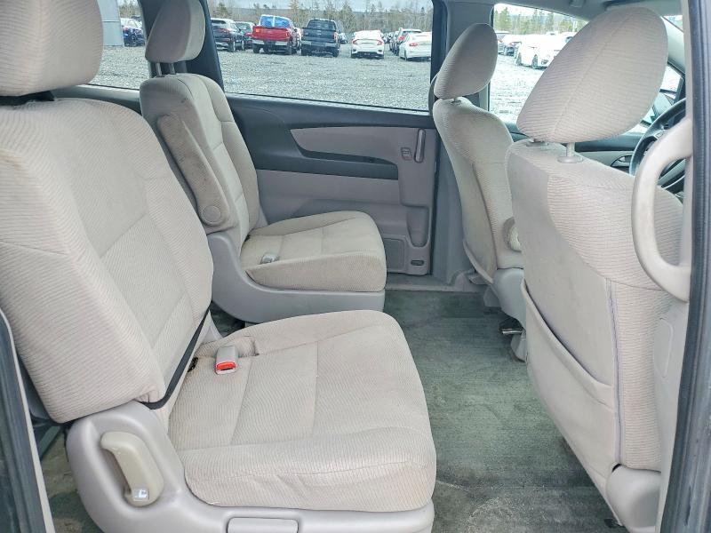 2013 Honda Odyssey lx