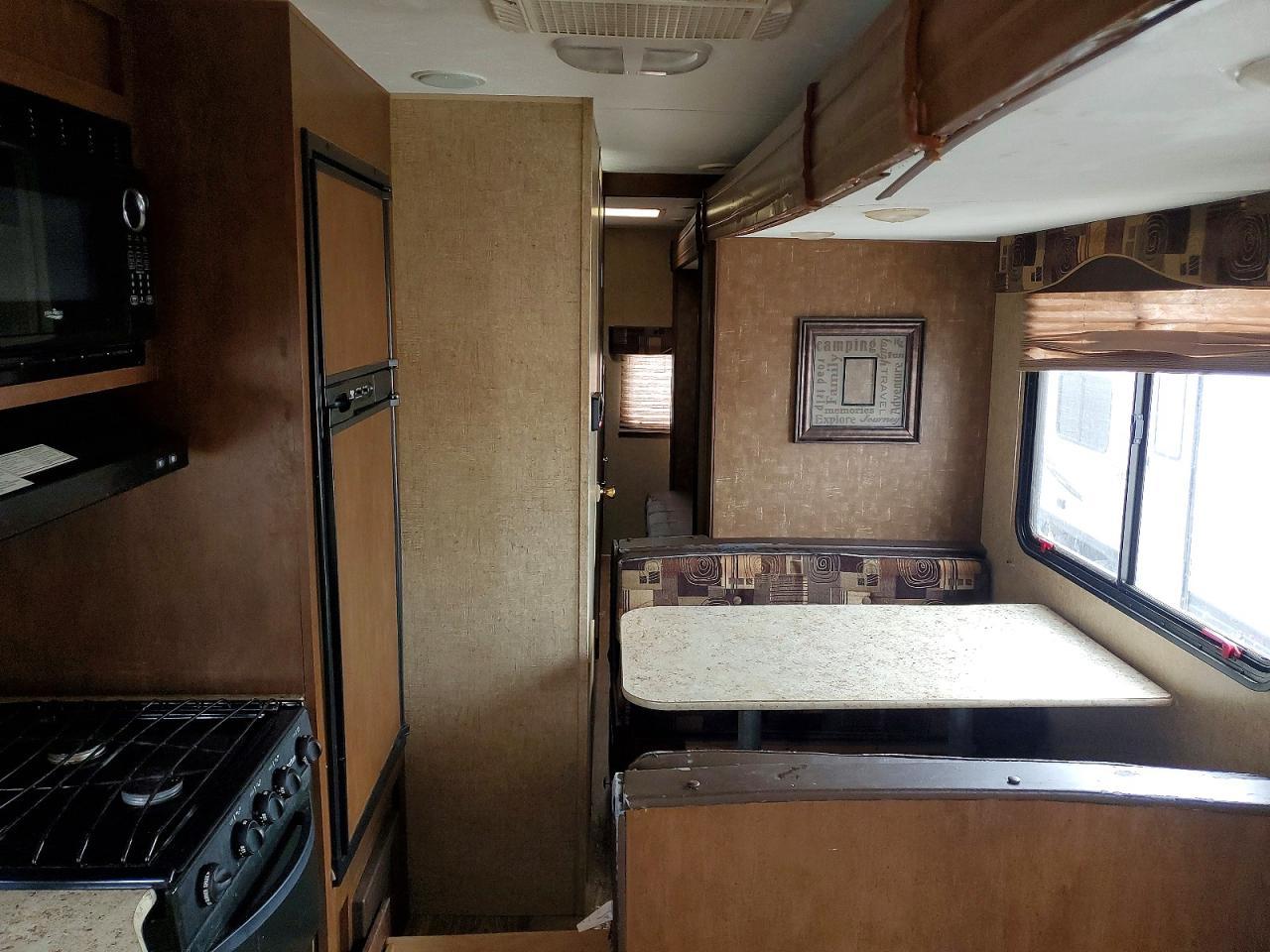 2014 KZ Sporttrek Camper