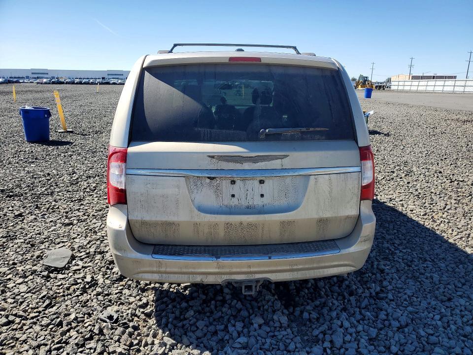 2012 Chrysler Town & Country Touring