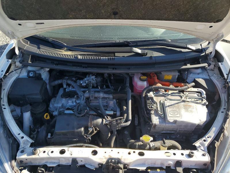 2015 Toyota Prius c Four