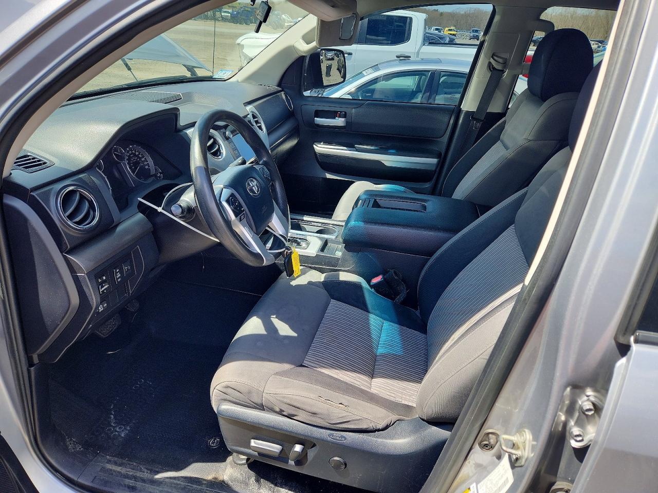 2016 Toyota Tundra SR5