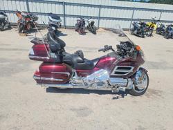 Honda Gl Cycle Vehiculos salvage en venta: 2006 Honda Gl1800