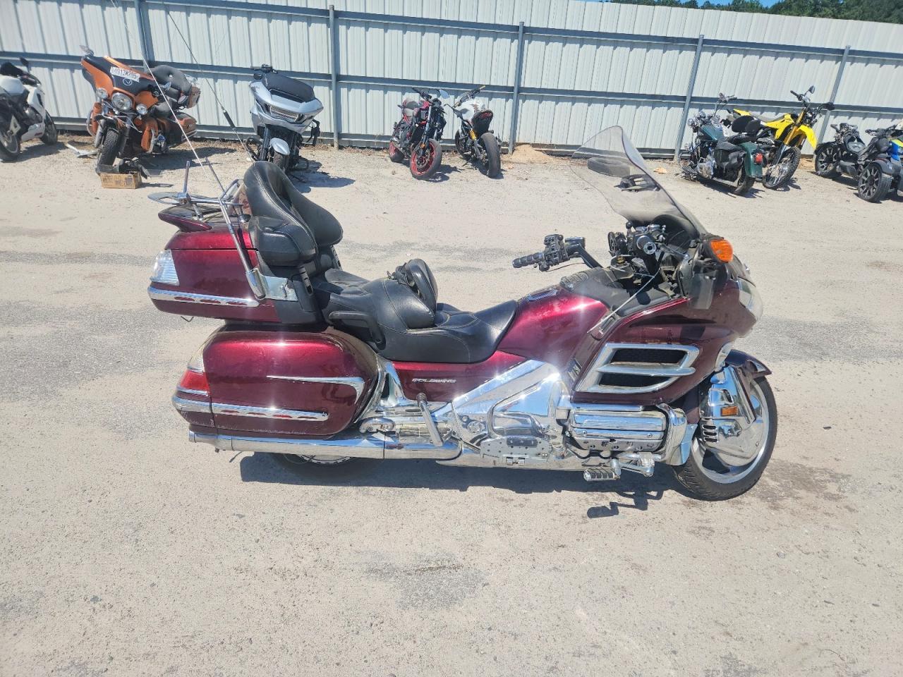 2006 Honda GL1800
